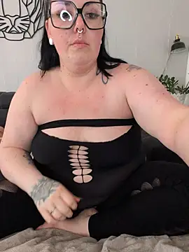 Snapshot of -BonnieBlack- chatting on April 9, 2026, 6:19 am -BonnieBlack- online show from April 9, 2026, 6:19 am