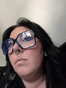 Snapshot of -BonnieBlack- chatting on April 4, 2026, 11:17 am -BonnieBlack- online show from April 4, 2026, 11:17 am