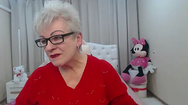 KayleSmoll online show from February 23, 2026, 7:47 pm