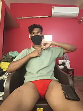 richardjames95 online show from June 3, 2026, 7:51 pm