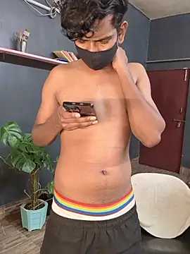 richardjames95 online show from October 17, 2025, 8:10 pm