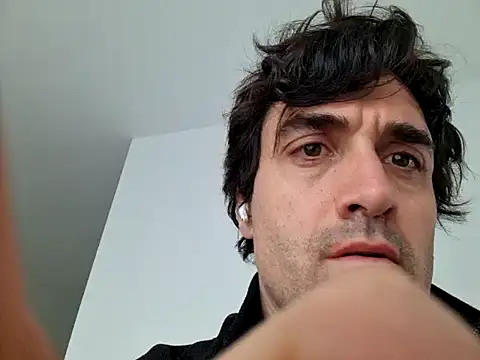 AlexPaeae online show from February 21, 2025, 7:23 am