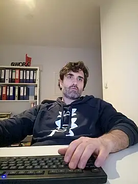 AlexPaeae online show from February 17, 2025, 6:50 pm