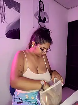 Sofythom1 online show from March 18, 2025, 5:12 am