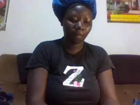 crazy baby00 online show from January 12, 2025, 2:56 am