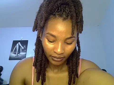 cute-alexis online show from July 7, 2026, 9:46 am