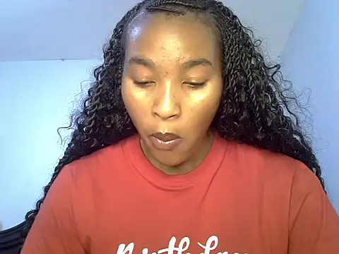 cute-alexis online show from June 5, 2026, 8:20 am
