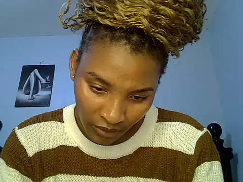 cute-alexis online show from July 21, 2026, 8:21 pm