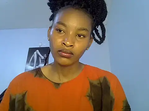 cute-alexis online show from April 28, 2026, 5:01 am