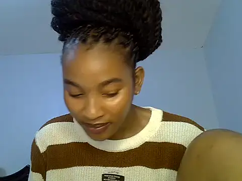 cute-alexis online show from June 8, 2026, 8:37 am