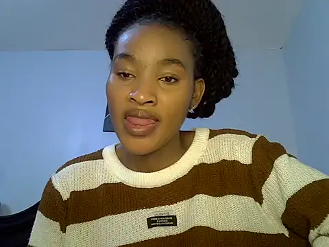cute-alexis online show from June 17, 2026, 8:36 am