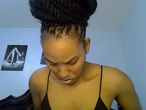 cute-alexis online show from July 27, 2026, 9:38 am