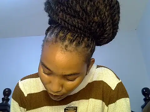 cute-alexis online show from June 15, 2026, 9:09 am
