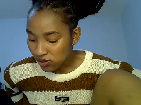 cute-alexis online show from June 23, 2026, 9:51 am