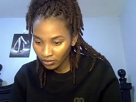 cute-alexis online show from July 6, 2026, 6:21 pm