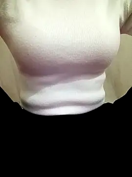 Snapshot of YunLem chatting on December 17, 2025, 9:25 am YunLem online show from December 17, 2025, 9:25 am