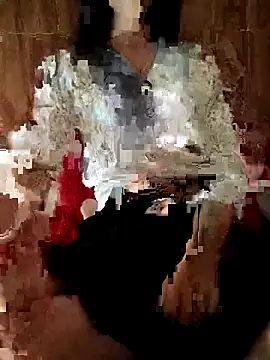 Snapshot of YunLem chatting on November 4, 2025, 5:00 am YunLem online show from November 4, 2025, 5:00 am