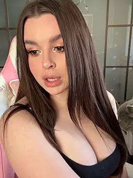 Chloe your Moyaz online show from February 15, 2025, 12:11 pm