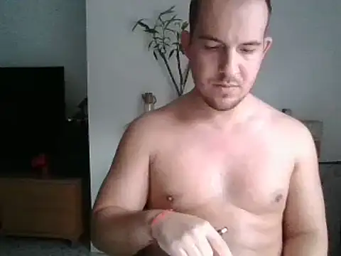 vernelito online show from December 10, 2024, 3:44 pm