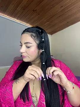 Snapshot of scarlet_tommy chatting on February 15, 2026, 6:07 pm scarlet tommy online show from February 15, 2026, 6:07 pm