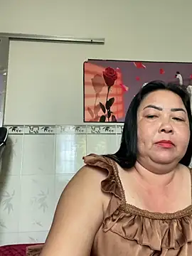 Snapshot of NDith chatting on June 5, 2026, 7:58 am NDith online show from June 5, 2026, 7:58 am
