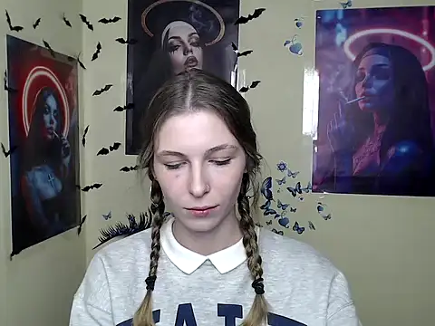 StrangerGi online show from March 3, 2025, 4:05 pm