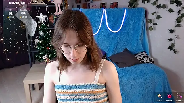 Snapshot of Hermione_Reid chatting on January 8, 2025, 7:24 am Hermione Reid online show from January 8, 2025, 7:24 am