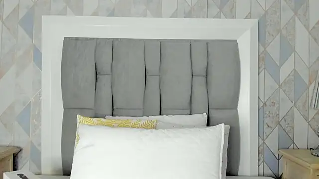 anais cooper online show from January 19, 2026, 11:14 am