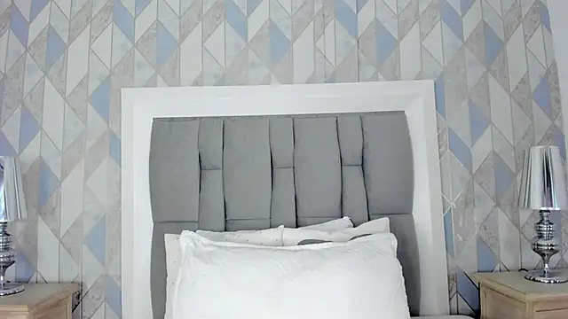 anais cooper online show from October 26, 2025, 11:32 am