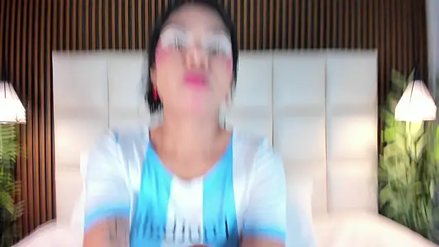 CailynBrowm online show from September 24, 2025, 4:30 am