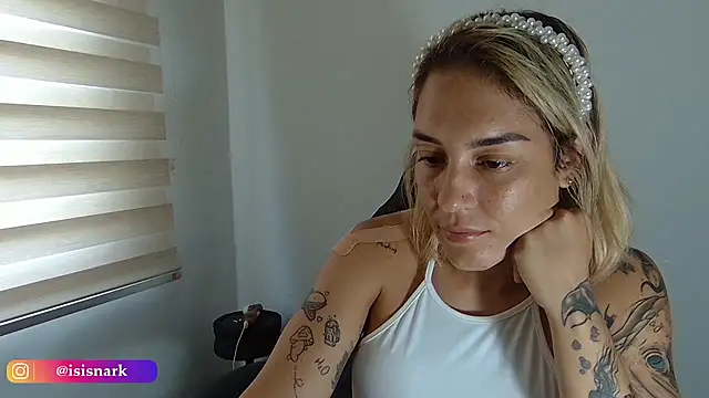 Isis69  online show from September 11, 2025, 9:48 pm