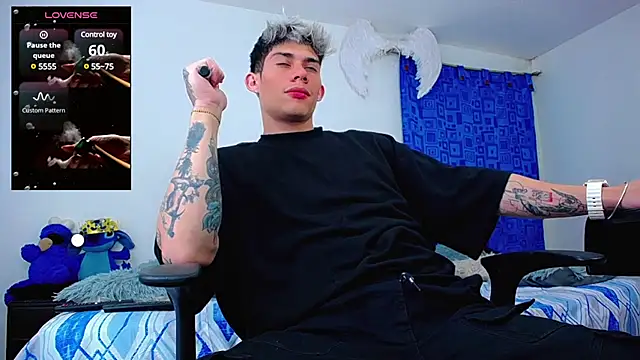 thiagomurphyy online show from February 26, 2025, 3:14 am