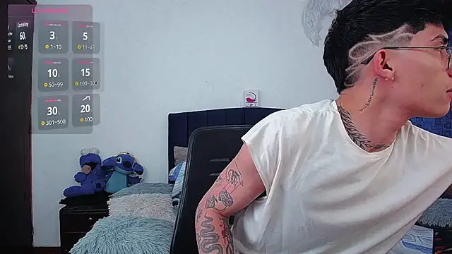 thiagomurphyy online show from March 21, 2025, 3:33 am