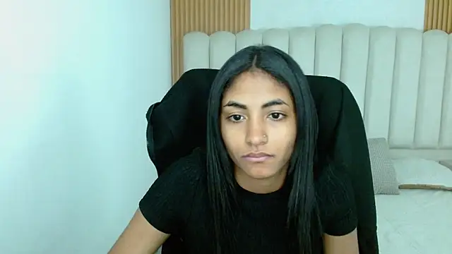 shaneelle online show from July 25, 2026, 12:11 pm