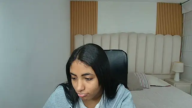 Snapshot of shaneelle chatting on March 16, 2026, 3:03 am shaneelle online show from March 16, 2026, 3:03 am