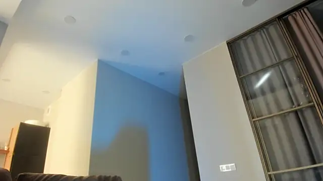 Yukisans online show from March 17, 2025, 7:02 am