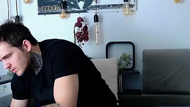 CarterCole online show from March 1, 2025, 8:02 am