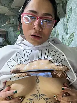 Sweet  Nurse1 online show from August 1, 2026, 5:11 pm