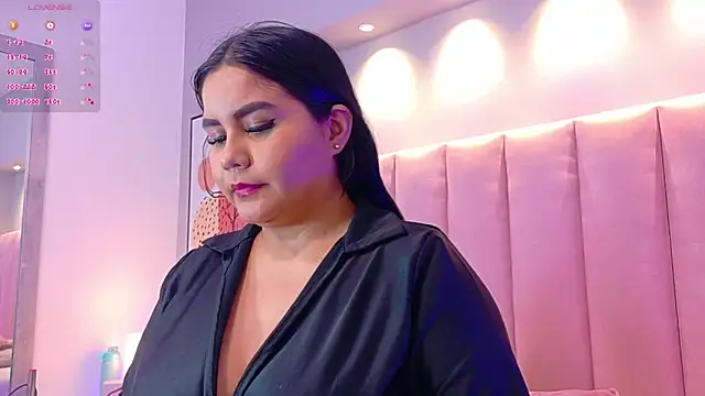 KeilyRoss online show from February 27, 2026, 8:08 pm