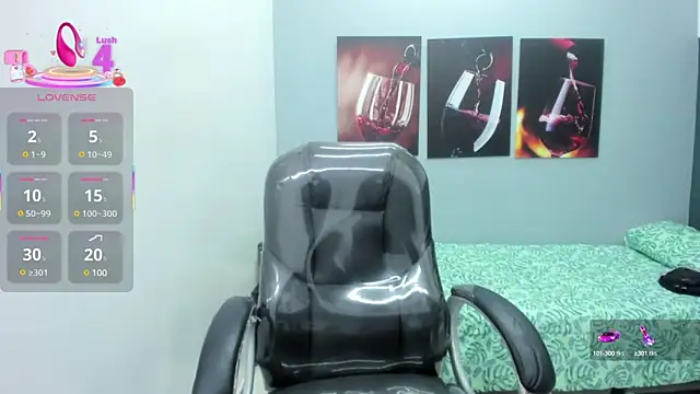 Snapshot of Noha_scott chatting on March 8, 2025, 11:07 pm Noha scott online show from March 8, 2025, 11:07 pm