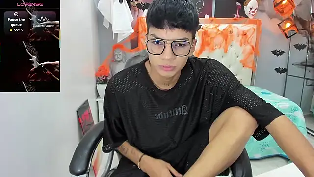 Snapshot of Noha_scott chatting on October 22, 2025, 11:36 pm Noha scott online show from October 22, 2025, 11:36 pm