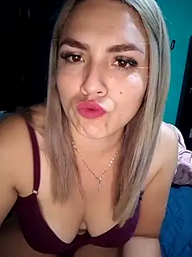 Snapshot of fany_secret chatting on July 2, 2026, 6:41 am fany secret online show from July 2, 2026, 6:41 am