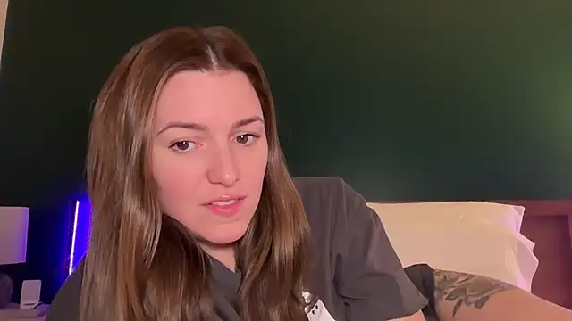 urwetdreamDDD online show from January 22, 2025, 2:48 am