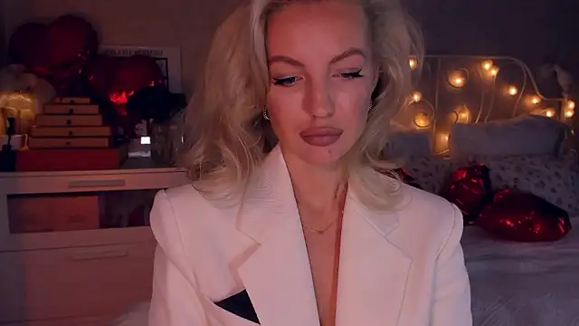 aestetick online show from February 21, 2026, 10:39 am