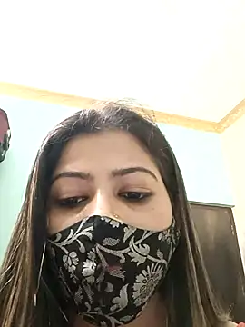 SANAYA ROY online show from March 21, 2025, 7:13 pm