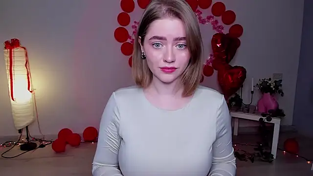 AidaPerry online show from March 1, 2025, 5:49 pm