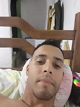 Snapshot of Jesus20222 chatting on November 20, 2025, 4:35 am Jesus20222 online show from November 20, 2025, 4:35 am