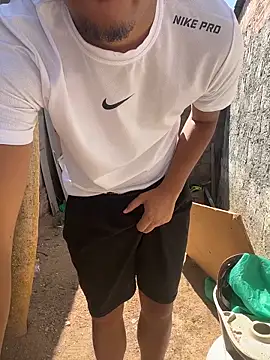 king cum  online show from December 3, 2025, 11:42 am