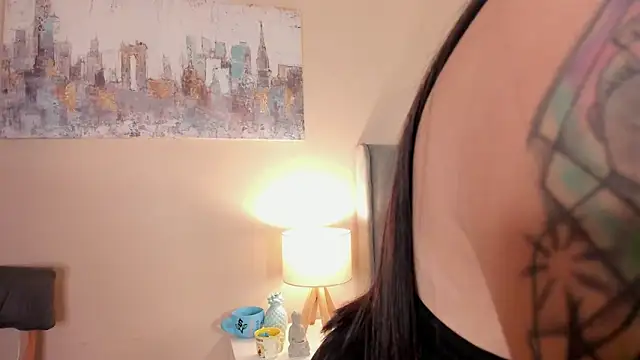 dakotaa   online show from October 28, 2025, 8:30 pm