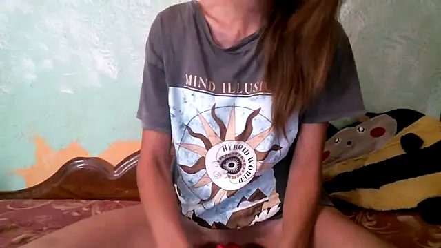 DennisXCaroll online show from November 13, 2025, 8:18 am